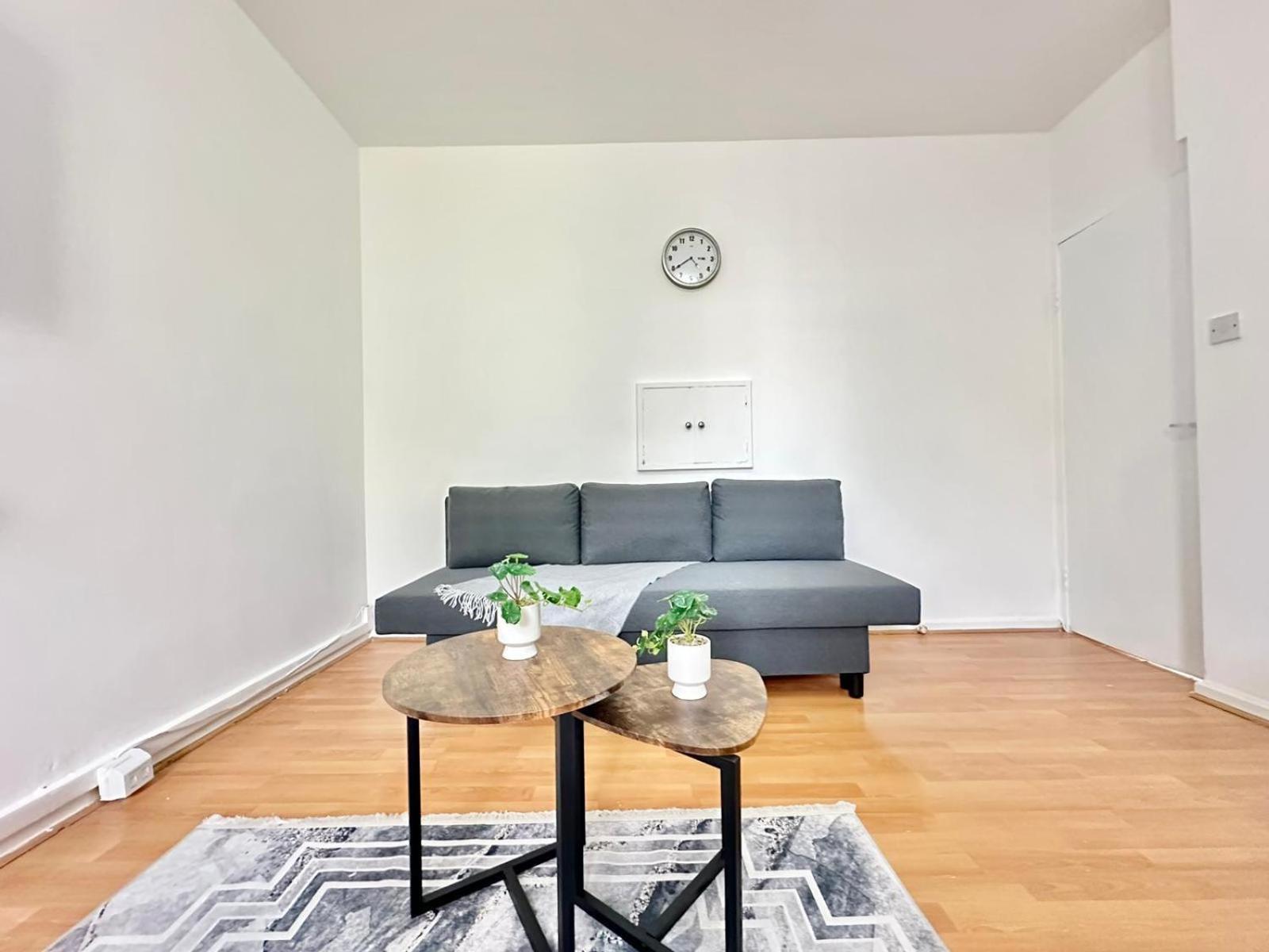 Lovely Two Bedroom In Paddington Appartamento *