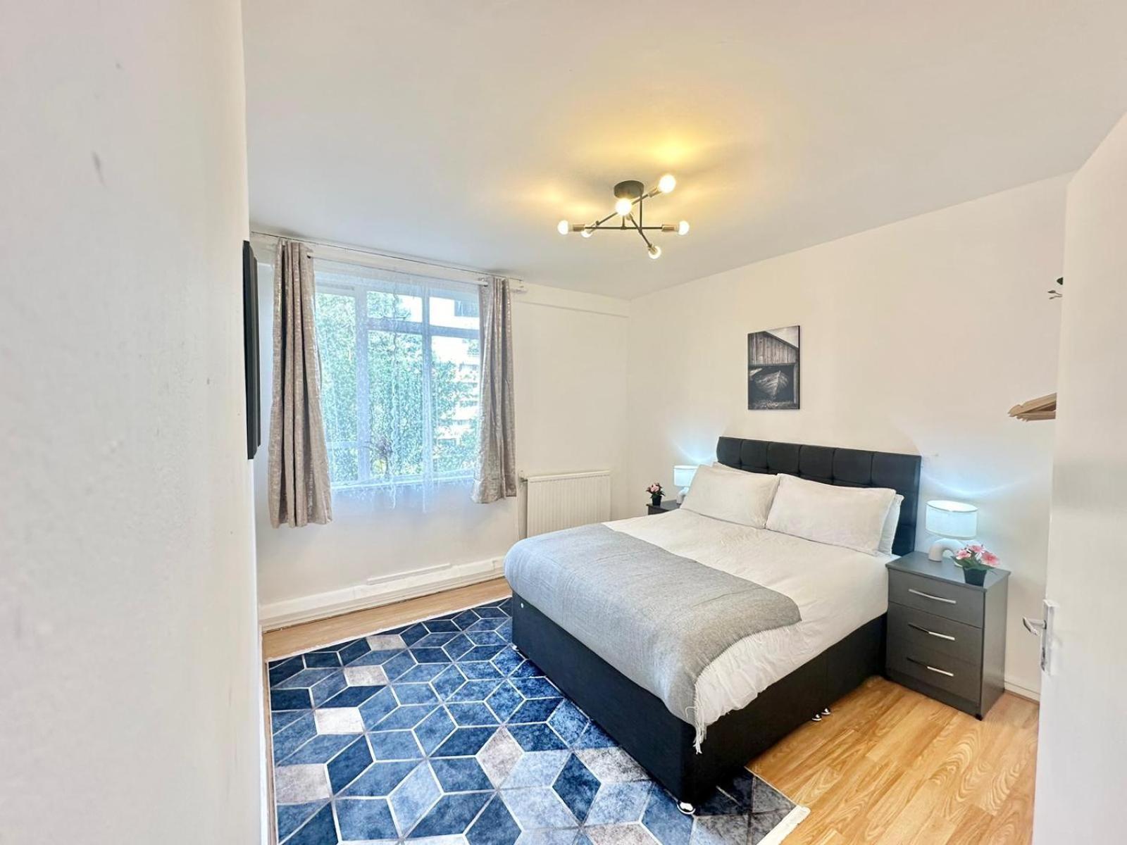 Lovely Two Bedroom In Paddington Appartamento Londra