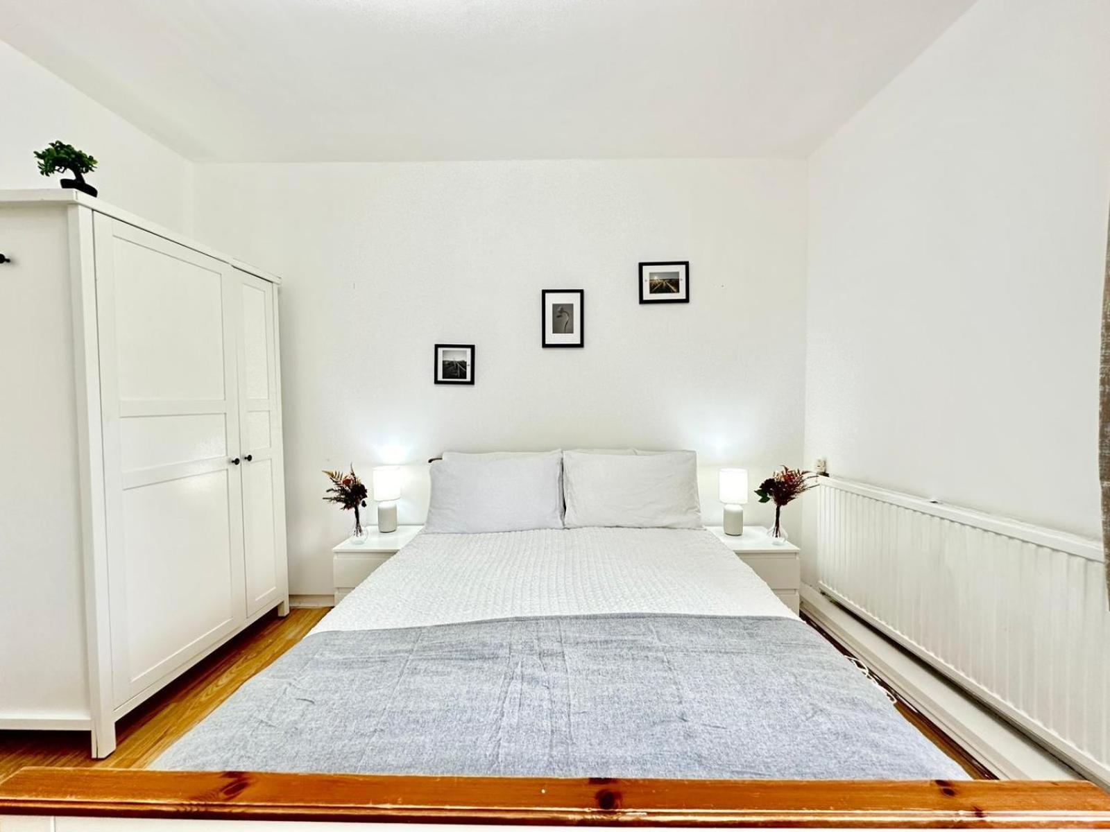Lovely Two Bedroom In Paddington Londra
