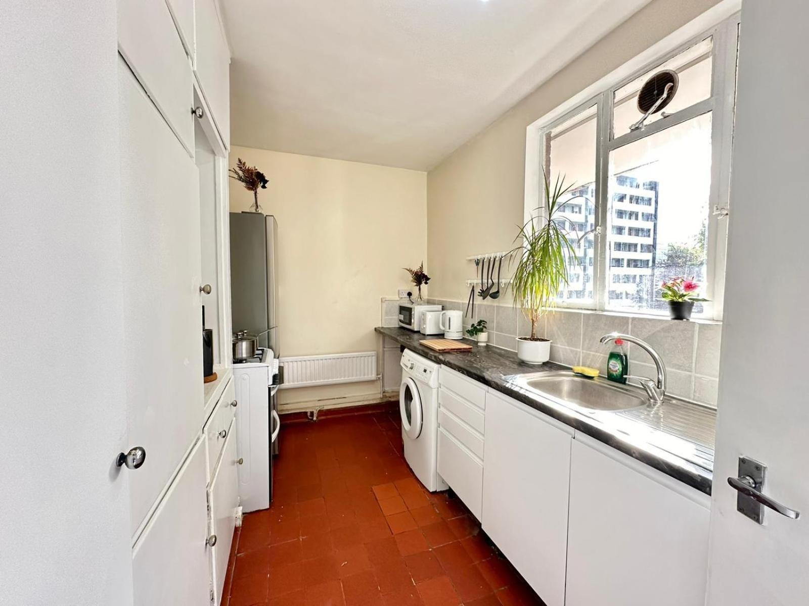 Appartamento Lovely Two Bedroom In Paddington Londra